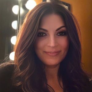 Meet your Posher, M.Danielle